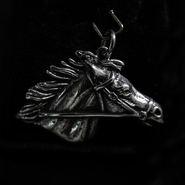 At Başı Kolye (Gümüş)